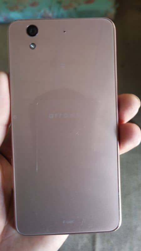 arrows f-04k model hai 3ram 32 non PTA hai all sim work 1