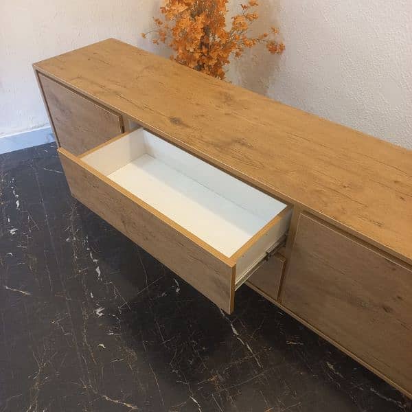Tv consoles 6