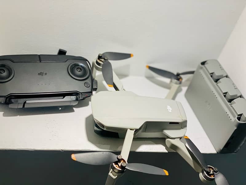 DJI MINI SE 7