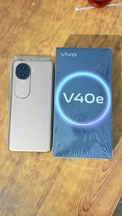 Vivo V40e-5G_Gold
