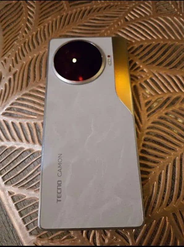 Tecno Camon 30 Pro 1