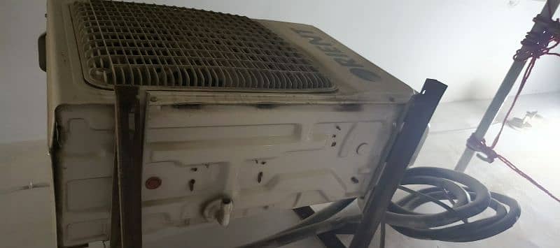 Orient Divine Ultron e comfort WiFi Dc Inverter | gold fine | 1 ton 2