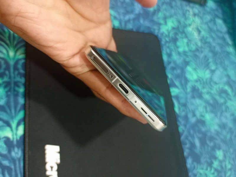 Oneplus 13 16GB RAM 512GB Memory Indian Variant 5