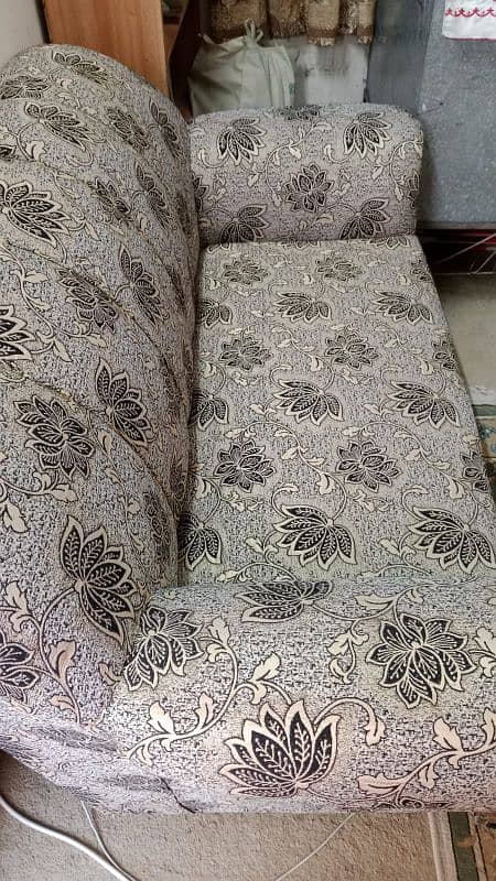 6 Seater Sofa Set 3+2+1 with 8 Cousions 5