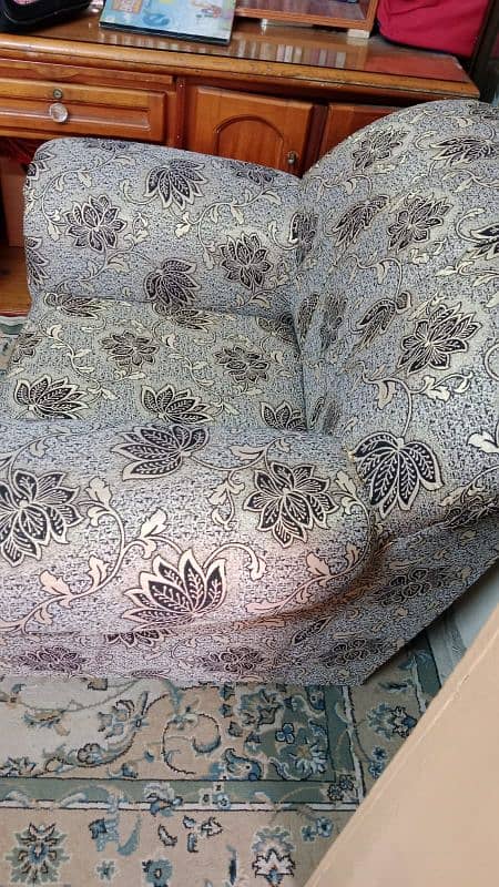6 Seater Sofa Set 3+2+1 with 8 Cousions 6