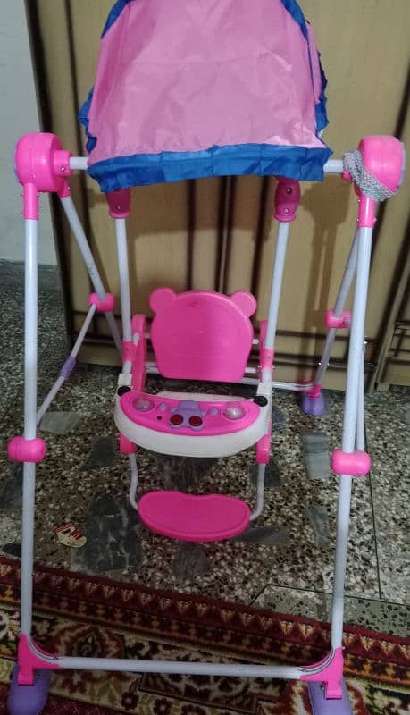 Baby Jhoola For Sale , 10/10 condition 3