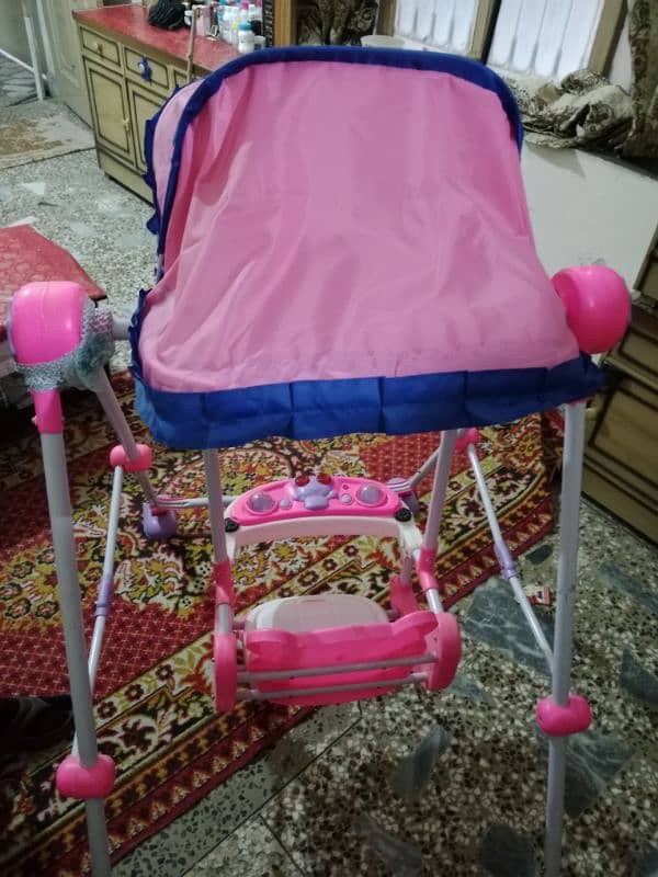 Baby Jhoola For Sale , 10/10 condition 5