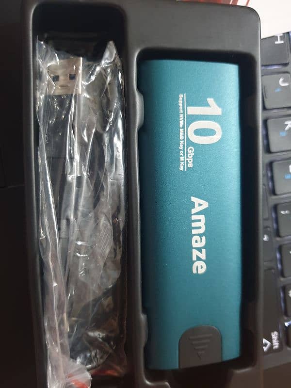 Kingston 1tb ssd And Amaze ssd enclosure (new) 3
