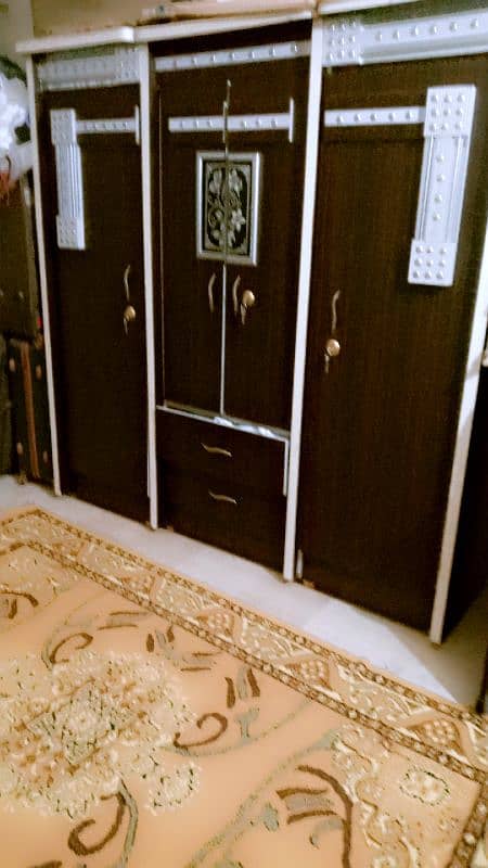 bedroom set 4 pieces 1