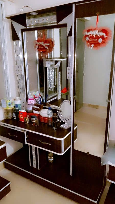 bedroom set 4 pieces 6