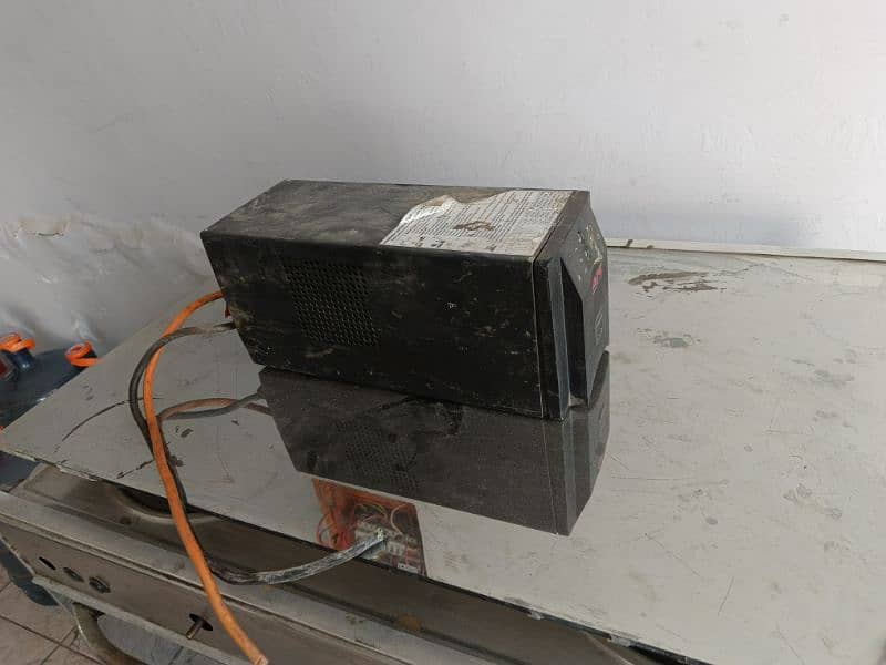 UPS 500 Watt 1