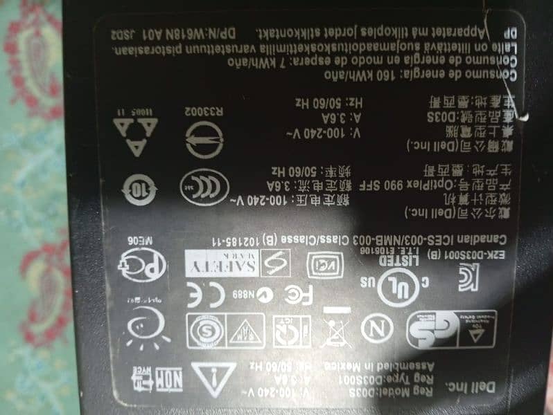 8 GB Ram 500 GB Harddrive 128GB SSD CARD 1GB DR5 GRAFIC CARD 2