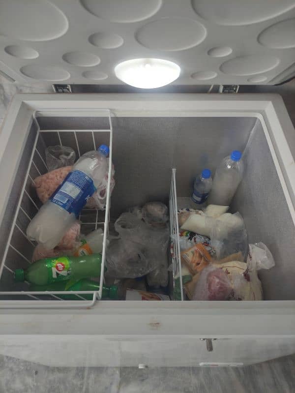 Haier Inverter Chest Freezer-HDF-245 INV WHITE-(Used) For Sale 3