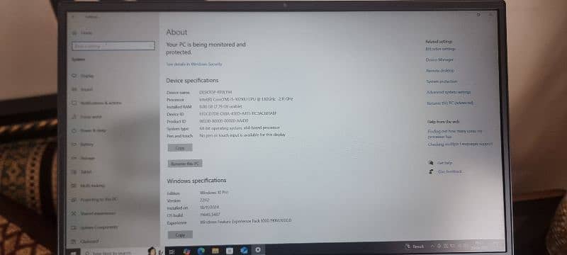 Dell Vostro 5590 Ci5 10th gen 8GB ram 256GB storage 8 hours battery 1