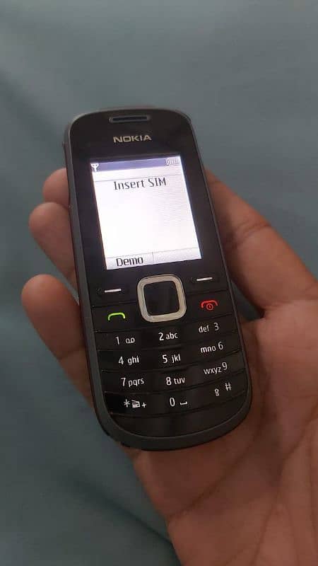 Nokia 1661 keypad Device 5