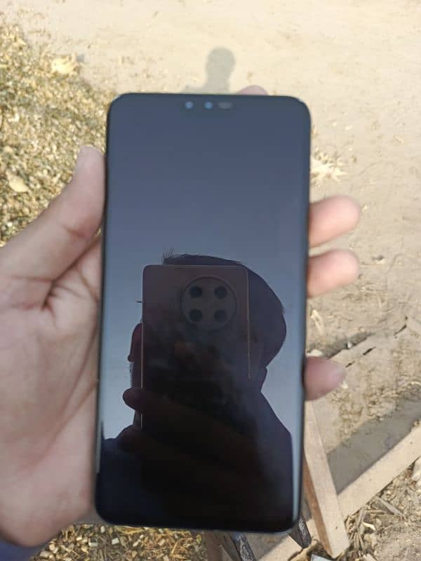 LG V50 ThinQ 2