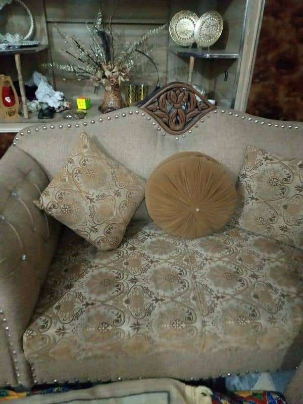 seven seater sofa like a new condition for urgent sale 2