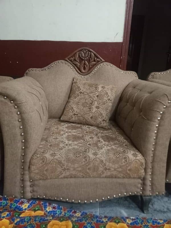 seven seater sofa like a new condition for urgent sale 3