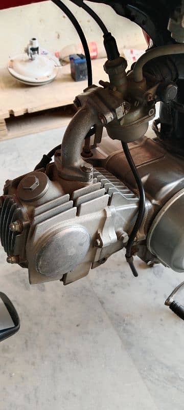 Honda cd 70 cc 7