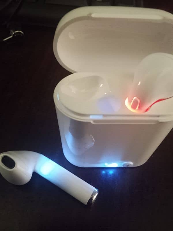Wireless Bluetooth Earbuds 2