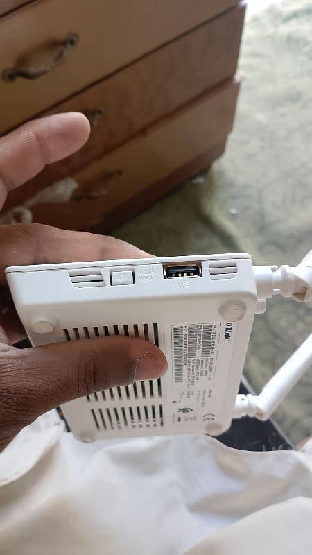 wireless N300 Modem Router 4