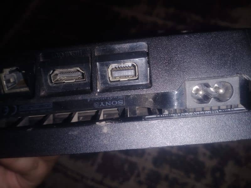 PS 4 slim 500 gb for sale 3