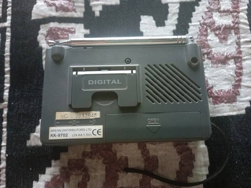 Shortwave, SW, MW,AM, FM 9 Band Radio 3