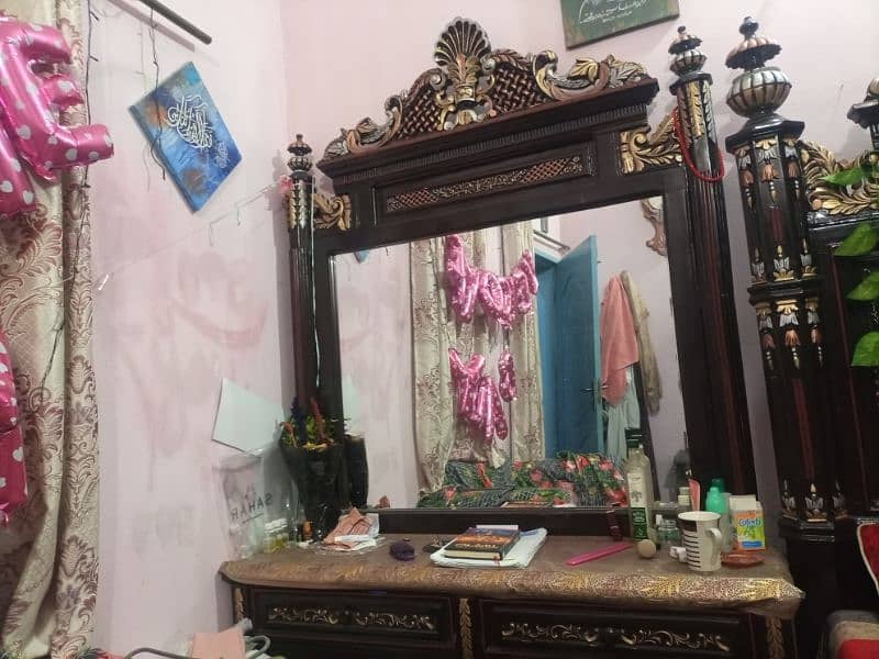 Bed and dressing table for sale 2