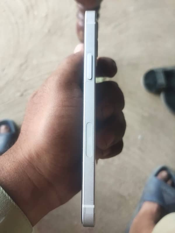 iPhone 12 sale 0