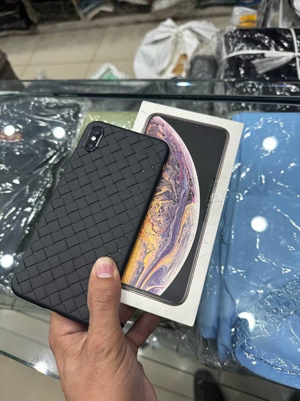 PTA approve  XS Max PTA approve 64gb 0