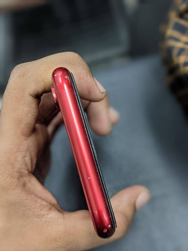 Iphone XR 128GB (Non-Pta) 2