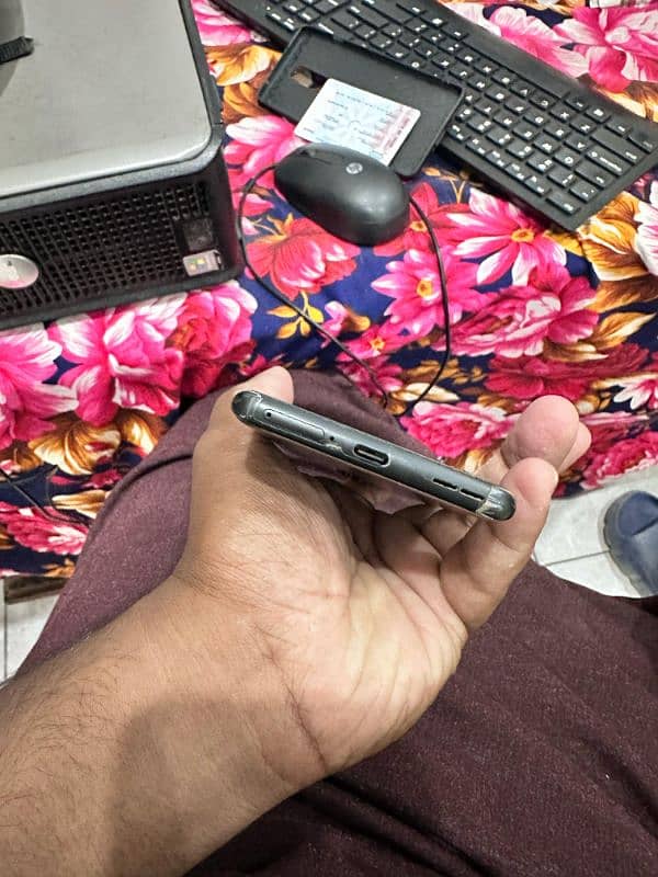 one plus 85G 1