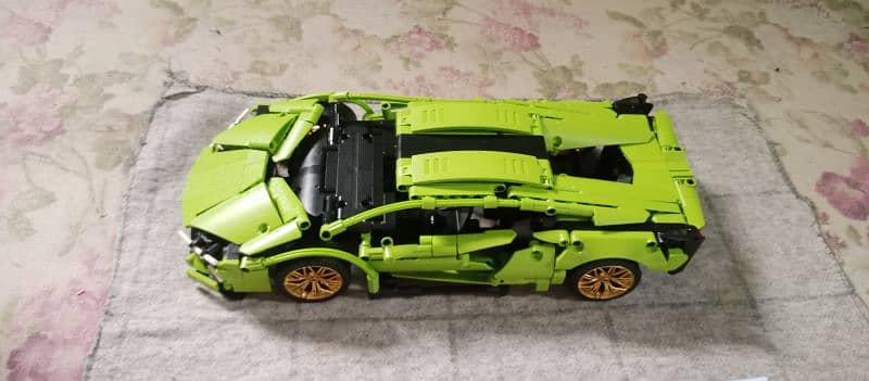 Cyberpunk Lamborghini 3