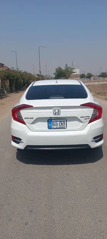 Honda Civic Oriel 2021 6