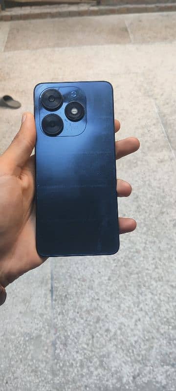 tecno spark go 2024 1