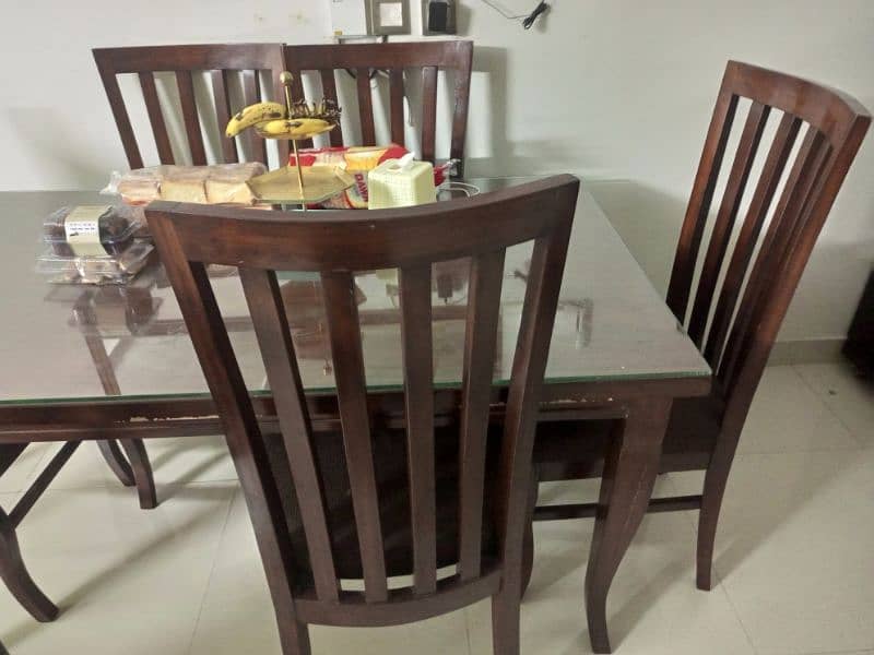 6 chairs dining table for urgent sale 2