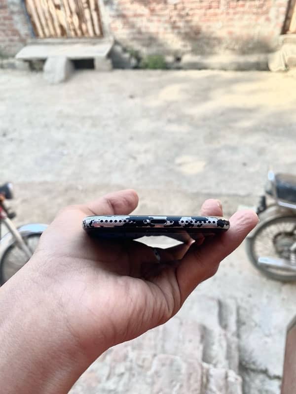 i want to sale i phone 7 plus non pta 128 gb 2