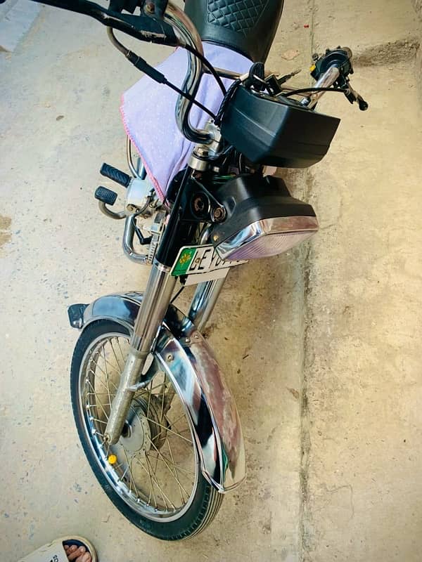 SELLING MY UNITED 70 5