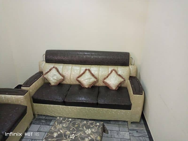 6 seter sofa for sale 3