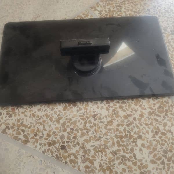 led stand never used 0