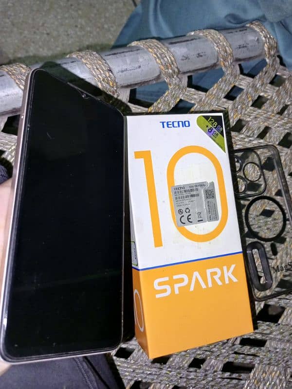 Tecno spark 10 4/128 1