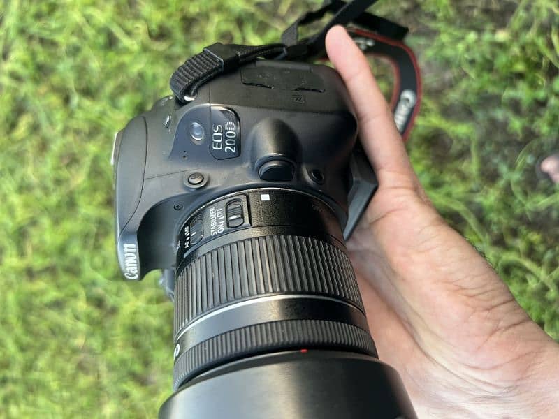 Canon EOS 200D 16