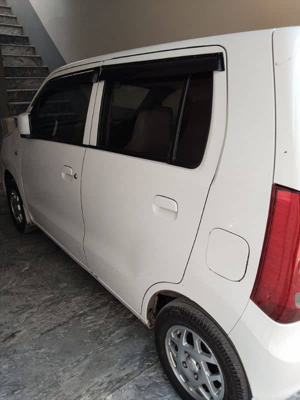 Suzuki Wagon R 2018/19 4