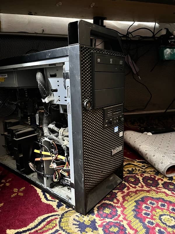 Lenovo D30 | 16GB | RX 470 4GB 0