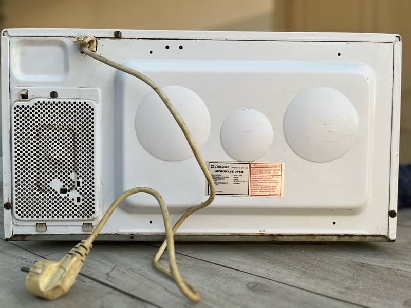 Dawlance Microwave 3