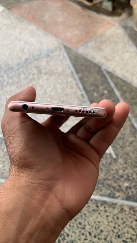 IPhone 6s  non pta 64 gb 4
