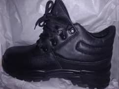 Safety Shoe ( Heavy Duty Shoe ) 43No