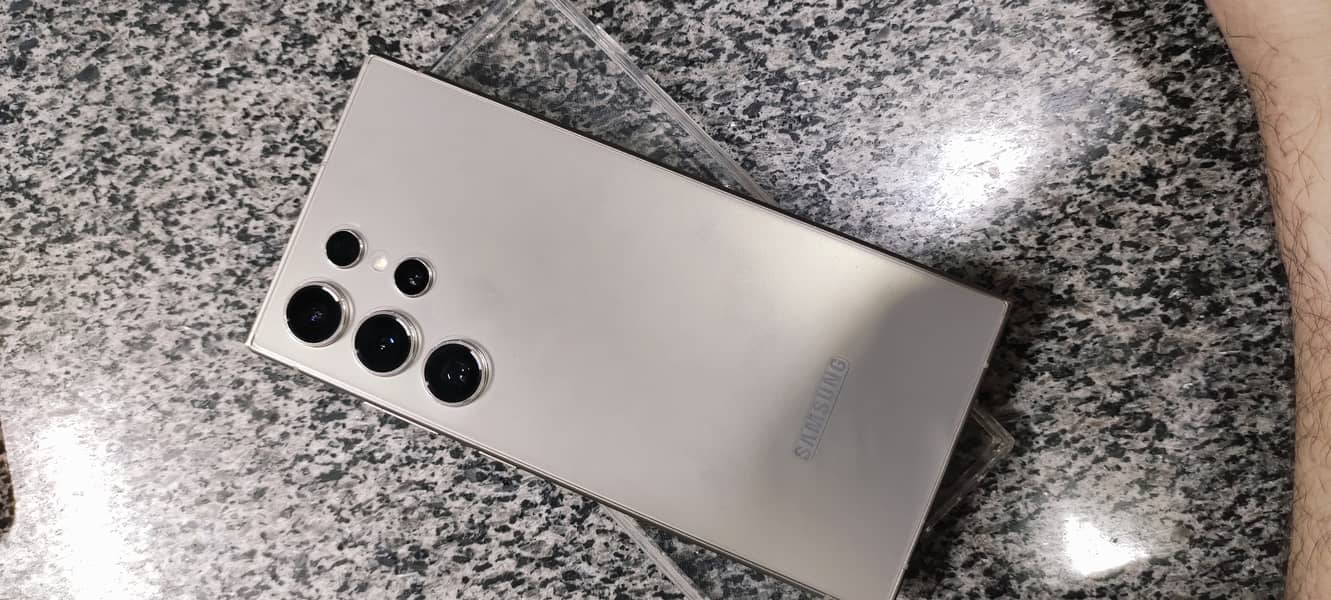 Samsung Mobile S24 Ultra 0