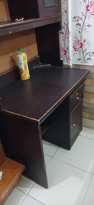 Office/study table 0