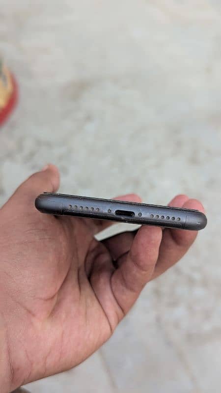 Iphone 11 64GB With Box 2